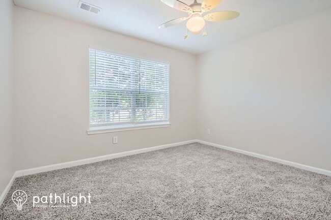 Building Photo - 701 Brentwood Pkwy