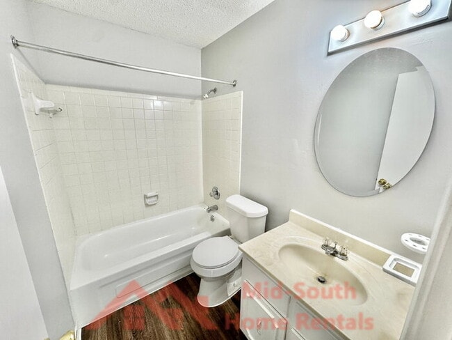 Building Photo - 3231 Ridgemont Ave