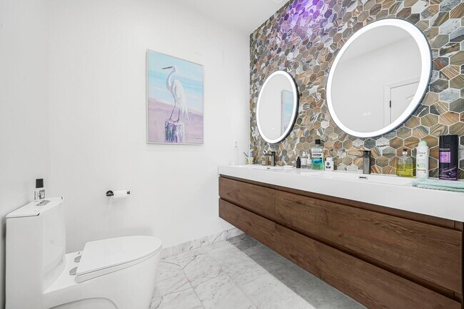 Building Photo - 26 Ave at Port Imperial