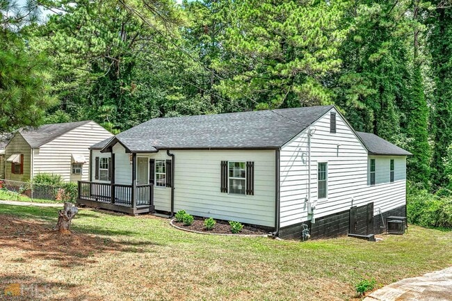 Primary Photo - 2145 Castlewood St