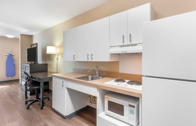 Building Photo - Furnished Studio-Seattle - Lynnwood