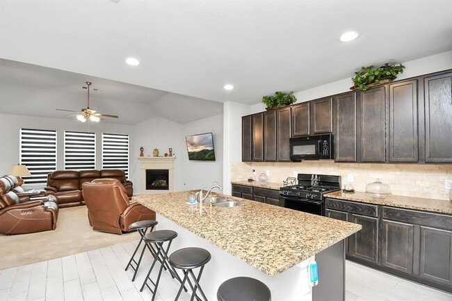 Building Photo - 8802 Mallow Rose Wy