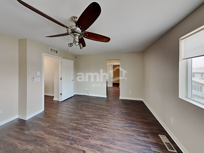 Building Photo - 10063 Salida St