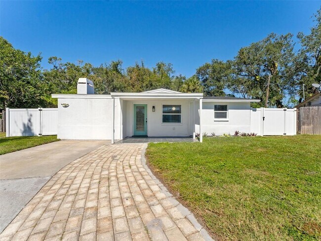 Building Photo - 4613 Irene Loop