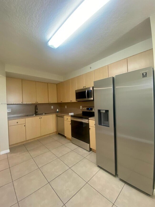 Building Photo - 22921 SW 88th Pl