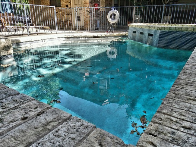 Building Photo - 1404 Norwalk Ln