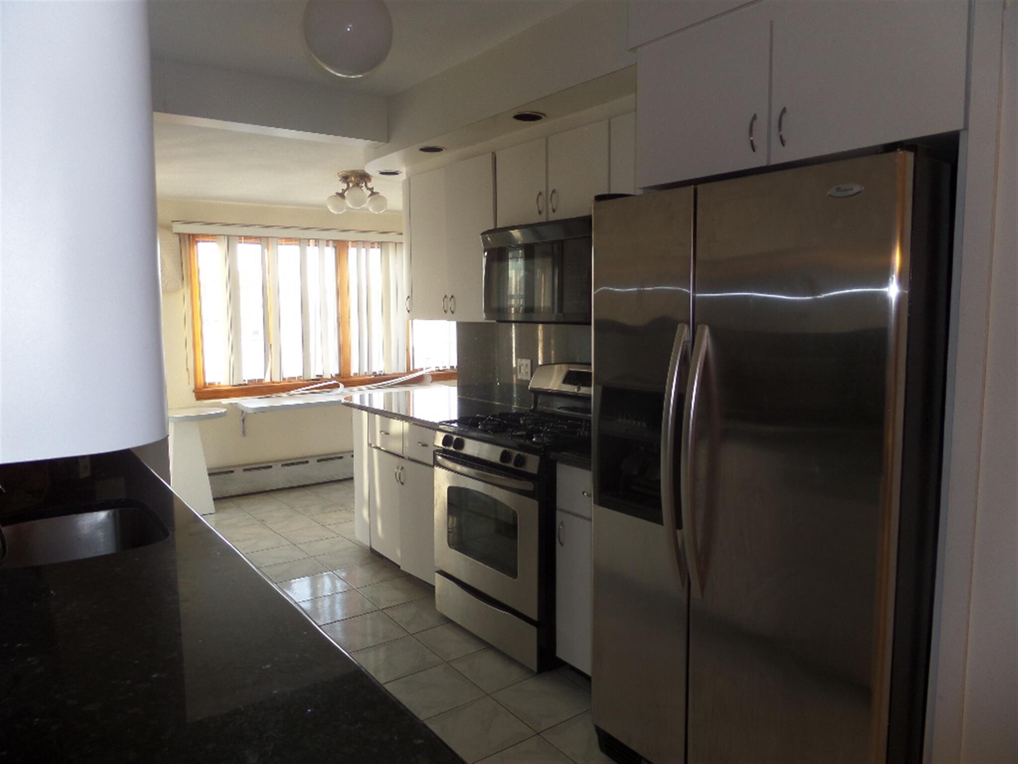 Building Photo - 10 Windsor Rd