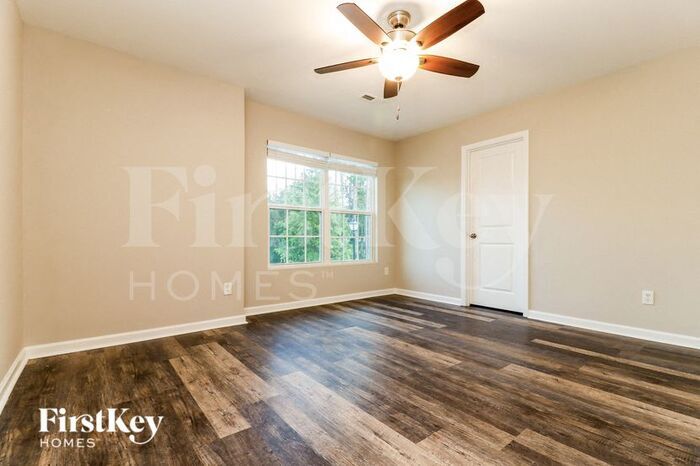 Building Photo - 605 Watershed Dr