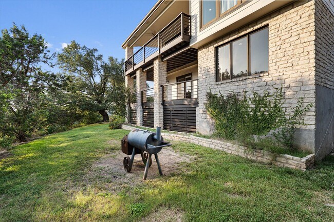 Building Photo - 106 Confidence Cove