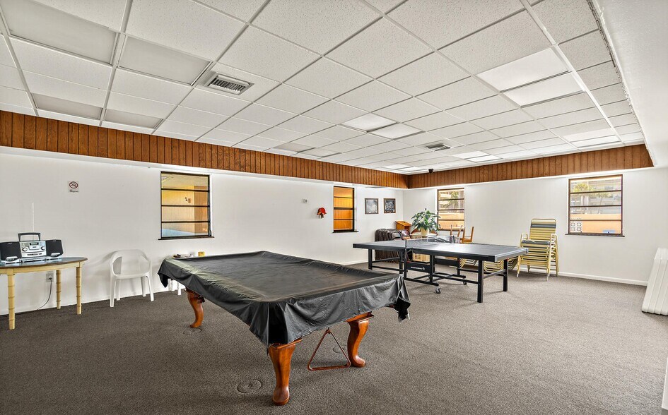 Building Photo - 2700 N Highway A1A