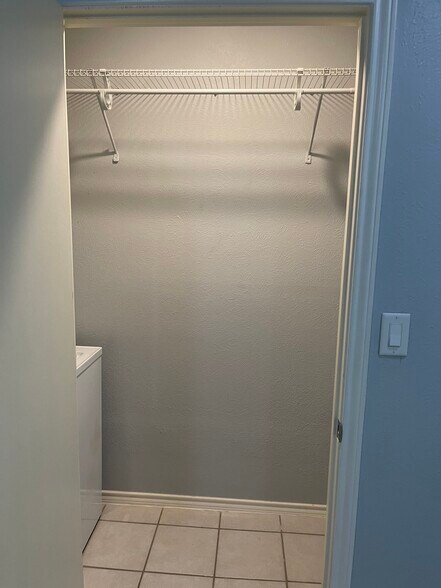laundry room - 1508 Nest Pl