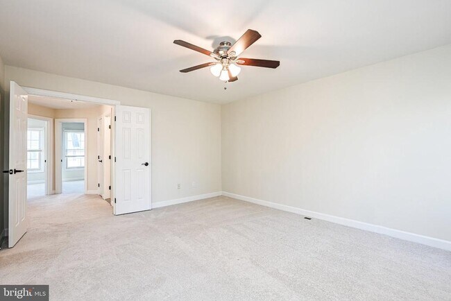 Building Photo - 12700 Dogwood Hills Ln