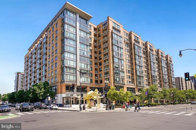 Primary Photo - 475 K St NW