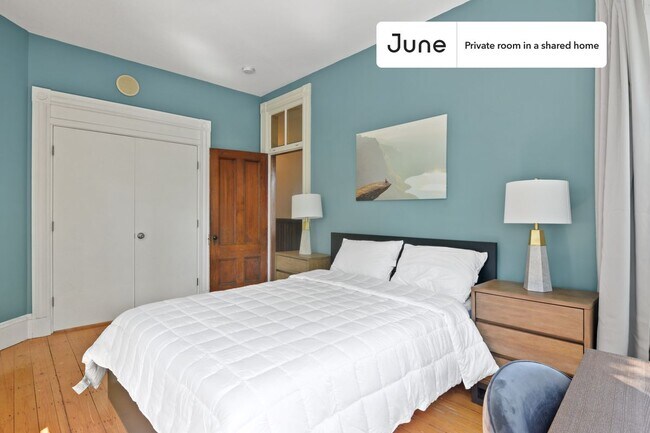 Building Photo - Room in Shared 4 bed/2 bath home