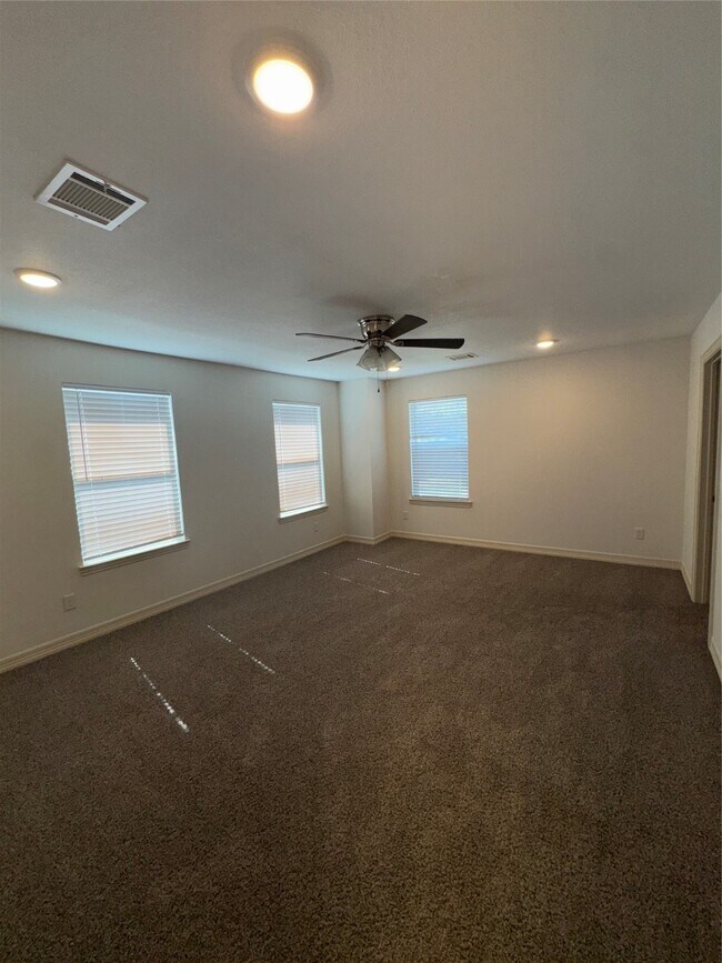 Building Photo - 138 Egret Canal S