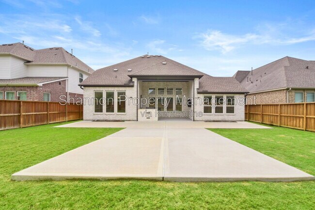Building Photo - 28080 Woodland Bend Way