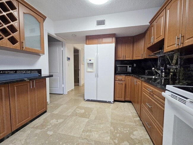 Building Photo - 7211 W 24th Ave