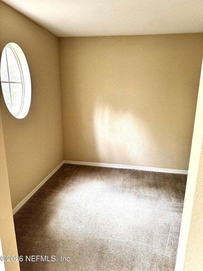 Building Photo - 1717 County Rd 220