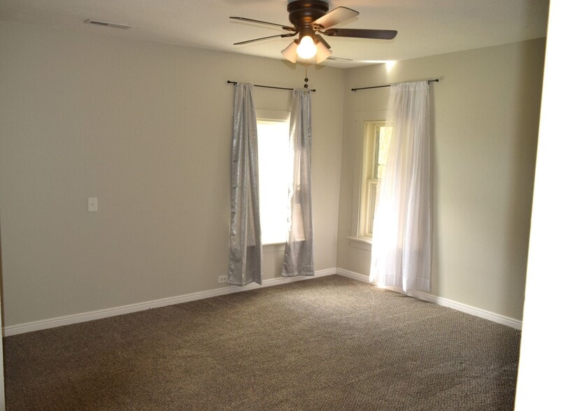 Primary Bedroom - 30 N 200 W