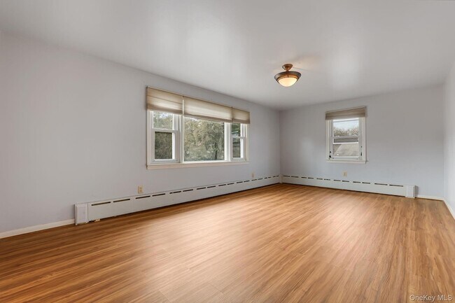 Building Photo - 2 Gillis Ave