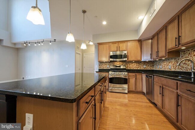 Building Photo - 2350 NJ-33