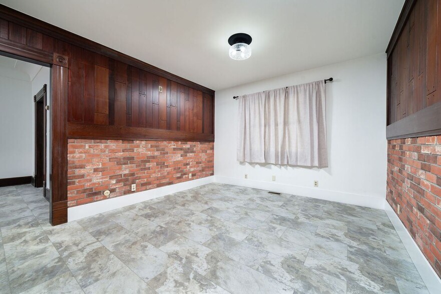 Building Photo - 27171 Pacific St