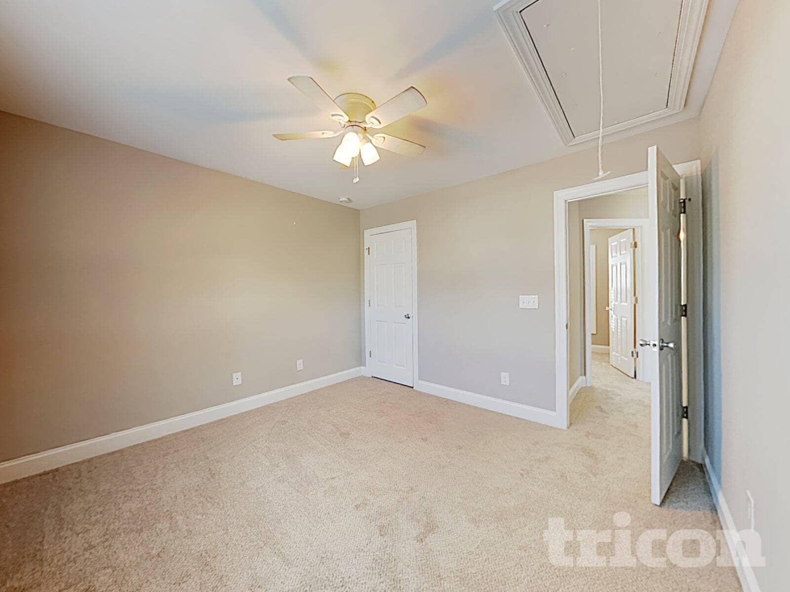 Building Photo - 465 Hunter Way