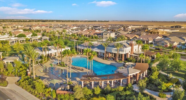 Building Photo - 4 Bedroom/3 Bath Home with Office and Paid Solar - $3295 Per Month!