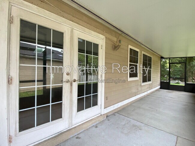 Building Photo - 110 Cobblestone Way