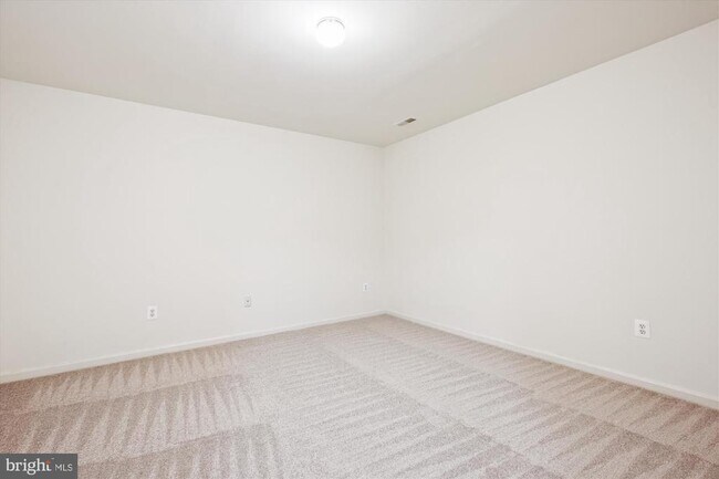 Building Photo - 502 Lawson Way