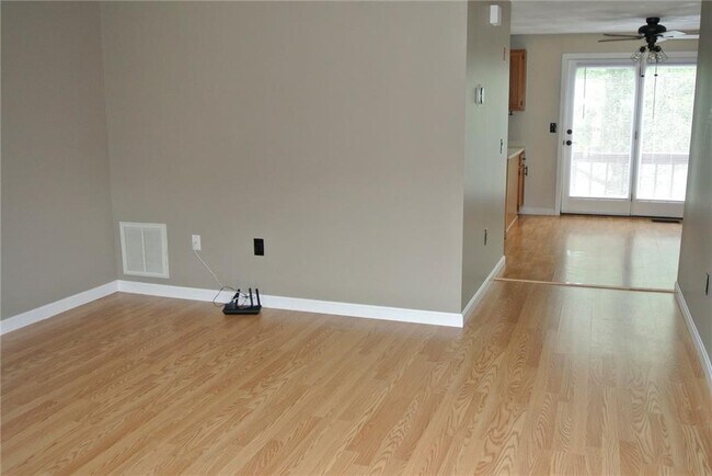 Building Photo - 34 Sanwood Dr
