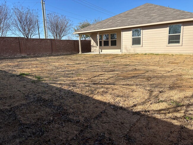 Building Photo - Brand New Home!!! Single Story 4 bedroom o...