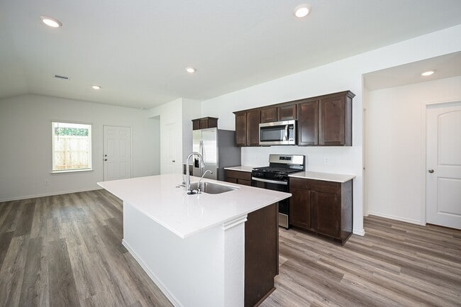 Building Photo - 1003 Vilana Rdg Ln