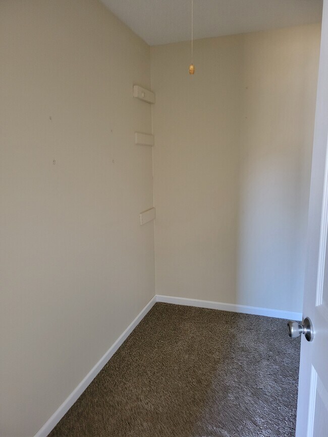 Building Photo - 11024 Swallow St NW