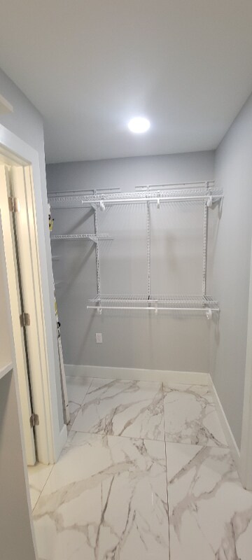 Building Photo - 41522 Buratt St