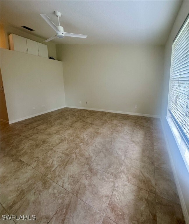 Building Photo - 351 Emerald Bay Cir
