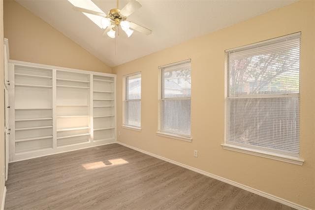Building Photo - 733 Windridge Ln