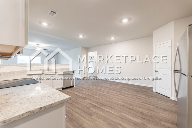 Building Photo - 1274 Fendt Dr