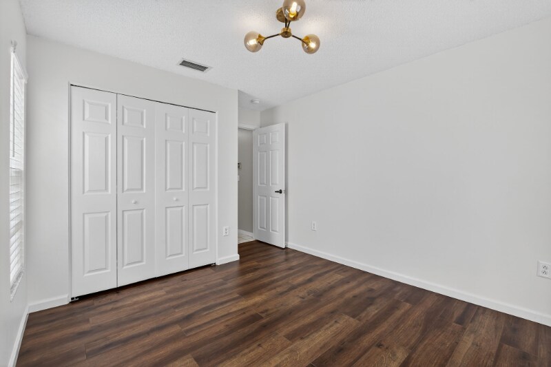 Building Photo - 3874 Darston St