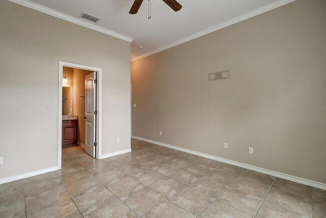 Building Photo - 2614 Wool Dr