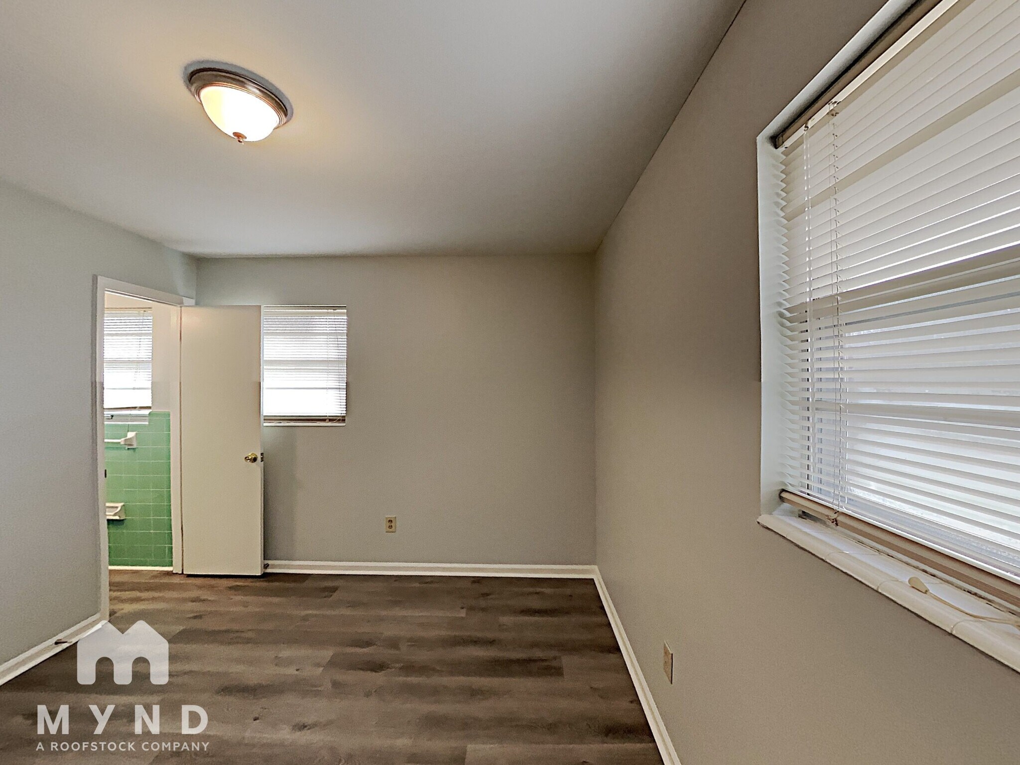Building Photo - 626 Emerald Dr