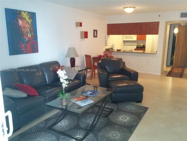 Building Photo - 1200 Brickell Bay Dr