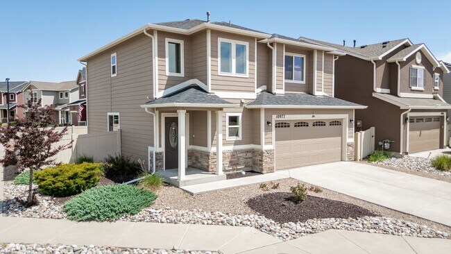 Building Photo - Beautiful 3-Bedroom Home in Ventana | Pool Community Near Fort Carson