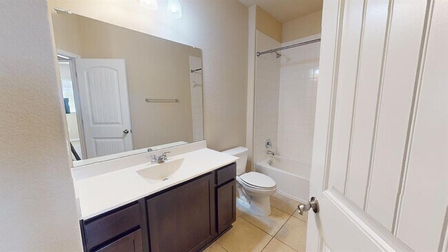 Building Photo - 16405 Pienza Dr