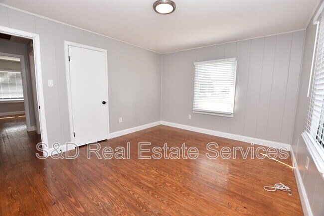 Building Photo - 312 Cannon St