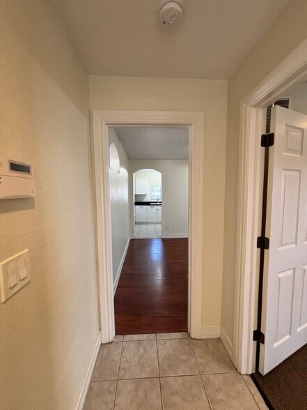 Building Photo - 3013 14th St SW