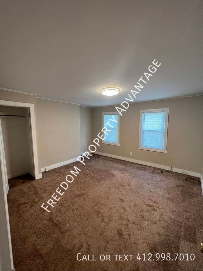 Building Photo - 1014 Bingham St