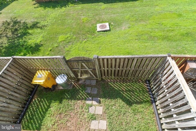 Building Photo - 2506 Weston Ct