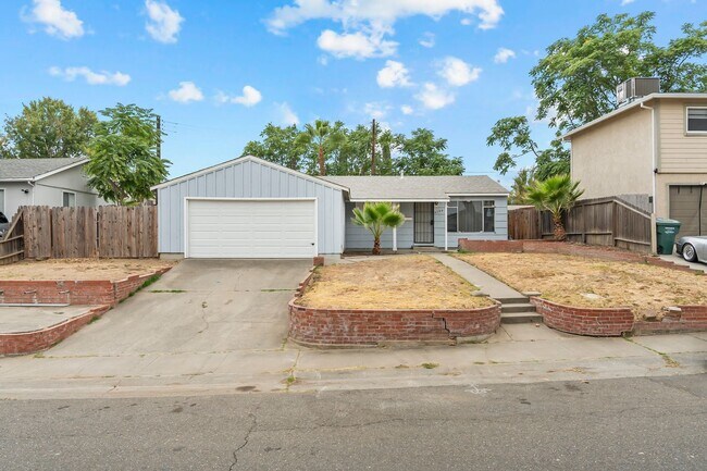 Building Photo - 4184 Cornelia Way