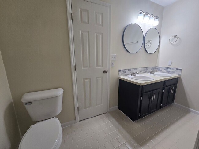 Building Photo - 3411-C Lainey Dr ~ McPherson Green